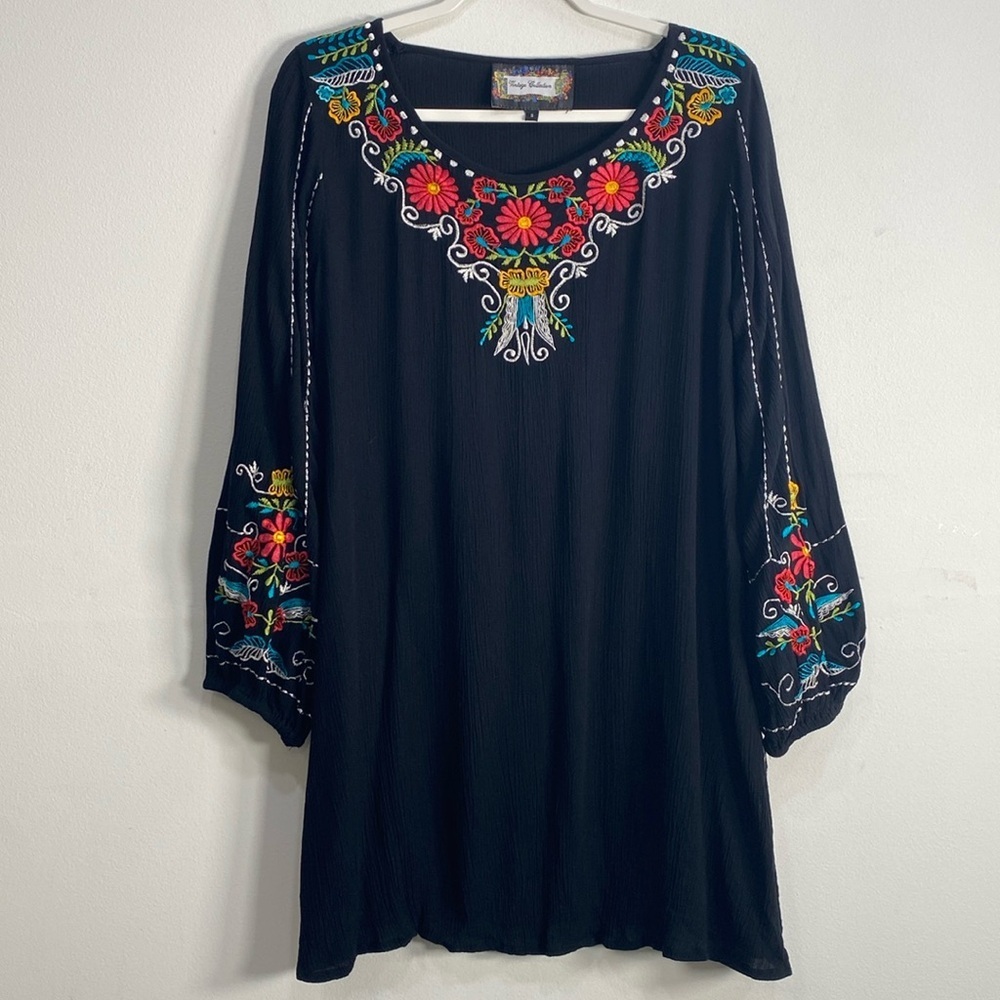 Vintage‎ Collection Embroidered Tunic Top Women's Small Oversized